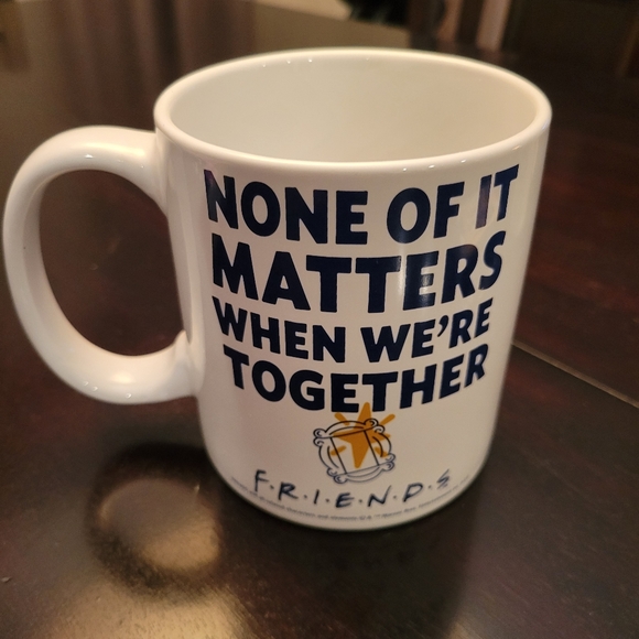 Friends TV Show Gift Set - Picture 5 of 16